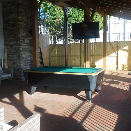 Wyndham Garden Greensboro Dış mekan fotoğraf