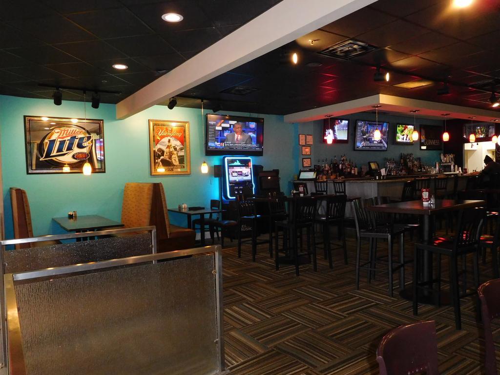 Wyndham Garden Greensboro Dış mekan fotoğraf