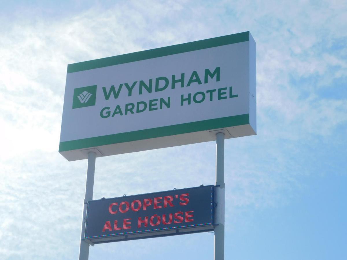 Wyndham Garden Greensboro Dış mekan fotoğraf